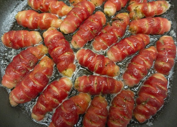 Quelles croisières permettent de découvrir les techniques de tissage en laine au Pérou?